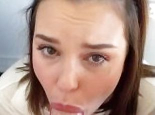 Stepsister gives blowjob while gaming TikTok nsfw funny