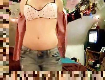 Another homemade video of a teen babe stripping for the webcam