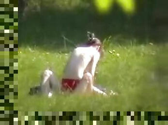 Horny Naked Couple in the park Exposed by a Passerby