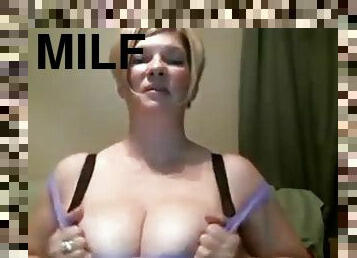 Milf teasing cam porn