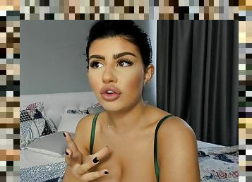 Busty latina webcam model Monique