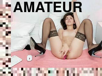 Beautiful brunette teen camgirl masturbating on webcam