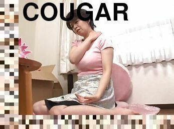 Glorious Cougar Masturbates Ardently Until She Has An Orgasm