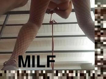 avsugning, milf, deepthroat, creampie, bdsm, bunden, sprut, knullande, nätstrumpor, bondage