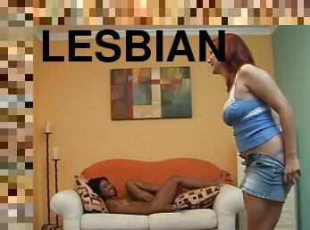 Lesbian room mates enjoy an orgasmic pussy licking action
