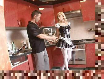 Sexy housewives like Donna Bell deserve special treatment