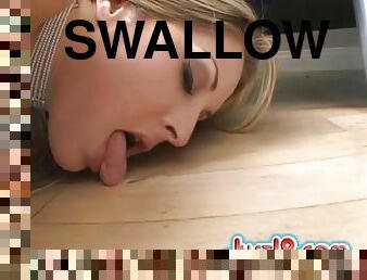 Spectacular Chelsie Rae Swallows A Guy's Jizz From The Floor