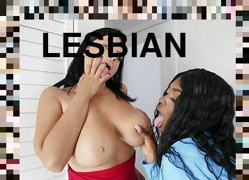 College besties lesbian foreplay and filthy threeway sex