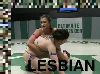 Sexy chicks have hot lesbian sex after a catfight