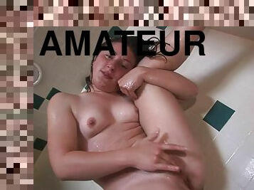 Amateur Girl Shower And Jerk Off