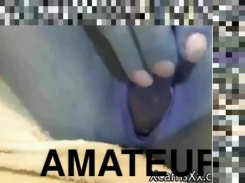 Fingering amateur
