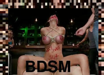 bdsm-seks-kasar-dan-agresif, fetish-benda-yang-dapat-meningkatkan-gairah-sex, bondage-seks-dengan-mengikat-tubuh, penghinaan, berambut-cokelat