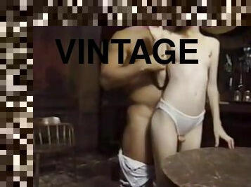 gambarvideo-porno-secara-eksplisit-dan-intens, antik