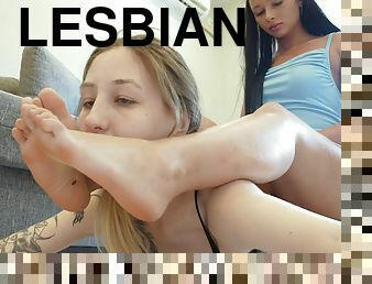 pasarica, lesbiana, facut-acasa, picioare, fetish
