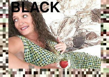 Curly-haired Terry Wild and the black cock for her hungry hole