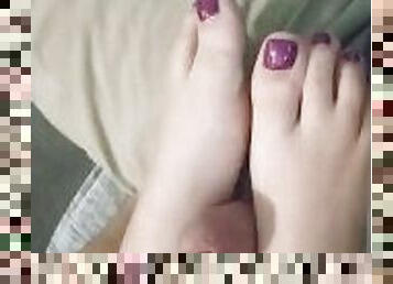 Pov footjob pink toes