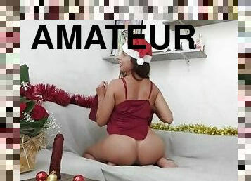 No Natal ela quer pau - safada recebe um presente de Natal inesperado para celebrar o feriado