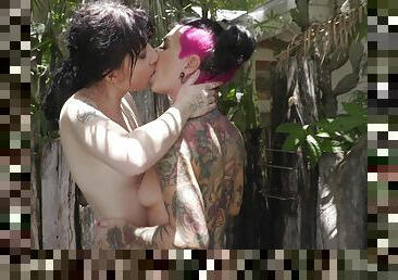 Joanna Angel wants to feel Charlotte Sartre's tigh pussy