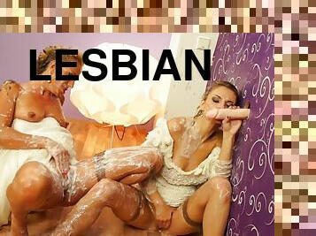 What a messy lesbians scene featuring two newly wed chicks creaming their bodies