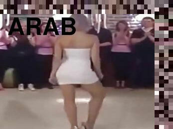 Hot sexsy arab dance