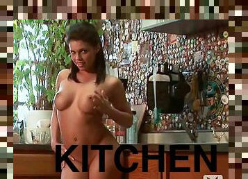 Kitchen sexy show by a gorgeous babe Brittany Fuchs