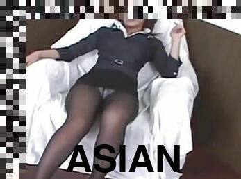 Asian Secretary Shows Off Her Legs in Sexy Stockings
