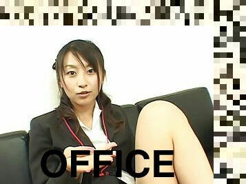 Smutty office messenger delivers her pussy to the boss for a hardcore "check up"