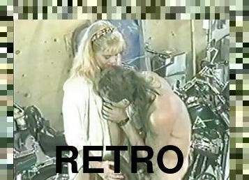 Retro swingers porn video in the garage