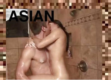 Fit guy fucks his young Asian masseuse