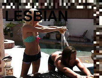 Carmen Callaway and Morgan Lee get naked for lesbian sex