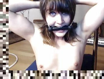 Zooey Deschanel Look Alike Has Orgasm On Webcam