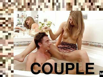 Randy babe shags a guy in a bath tub like never before