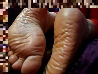 amateur, ejaculation-sur-le-corps, énorme-bite, milf, célébrité, compilation, pieds, branlette-avec-les-pieds, bite