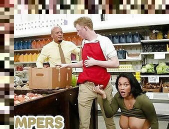 REALITY KINGS - Ashlyn Peaks Flashes Her Big Tits & Lures Jimmy To Fuck Her At The Grocery Store