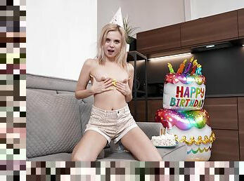 Petite blonde shares personal pussy romance on her birthday in excellent cam scenes