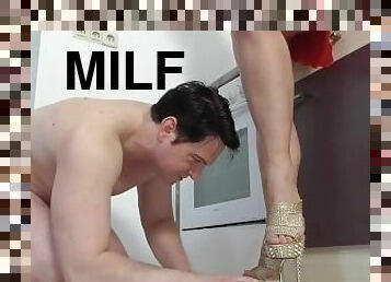 Milf Lady Houseslave Training!