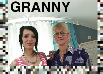 Granny is feeling so good to lick that fresh pussy