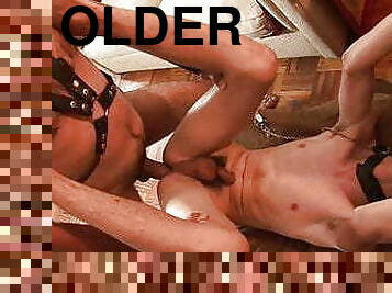 gammel, homofil, gangbang, bdsm, dad-girl, ung-18, 18år, eldre-older, far, gammel-og-ung