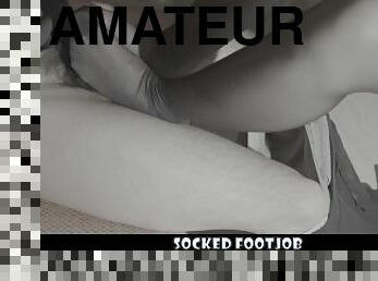 amateur, ados, pieds, bas, fétiche, branlette-avec-les-pieds, en-nylon