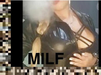 Meet me - Maxine Cayenne MILF - Fetish Lover Peeing MILF content Pegging Girl