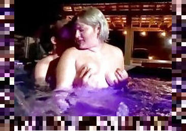 Teens Have Risky Sex in Sisters Jacuzzi