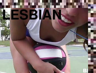 Basketball chicks have a lesbian orgy after a workout