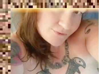 Amature  tattooed, BBW Wife ready to fuck.