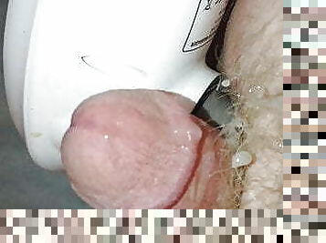 Premature Squirting Micropenis + Vibrator