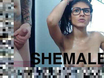 Guy fucks shemale big ass anal sex on webcam