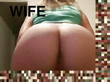 Wife twerk