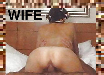  My Wife ride me