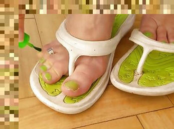 FOOT SHOW -- Dry sticky cum on flip flops and painting toes bright green