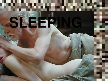 Sleeping Beauty (2011) Miegancioji grazuole Drama, Romance, Thriller