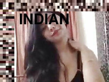 Hot Indian girl, boob show